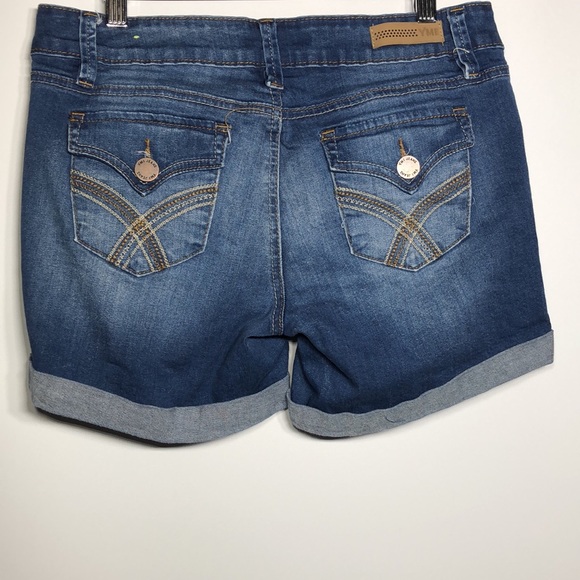 Yami shorts - Picture 2 of 4